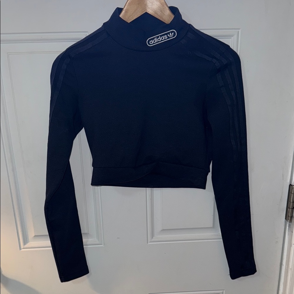 Adidas Women's Navy Blue/Black Long Sleeve Crop Top